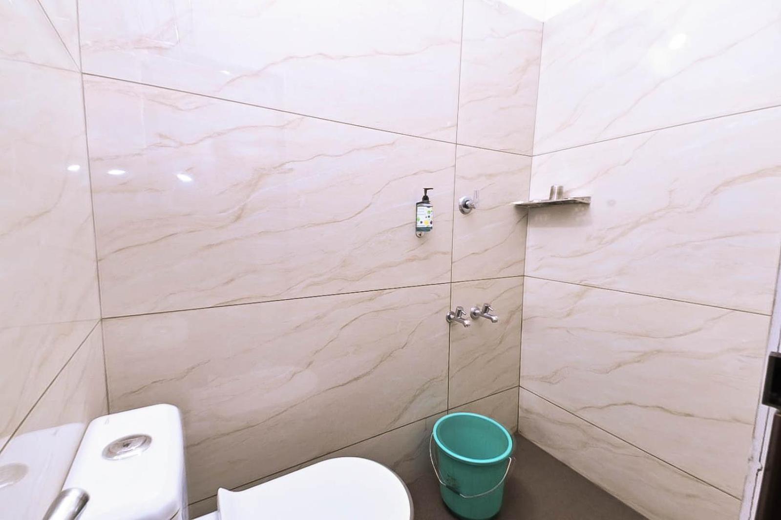 Nirupama,Hotel Aluva 700 Mtr From Aluva Railway Station Alwaye Экстерьер фото